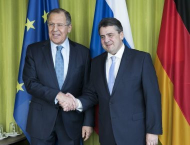 Υπέρ της περιστολής μιας νέας κούρσας εξοπλισμών οι ΥΠΕΞ Ρωσίας και Γερμανίας